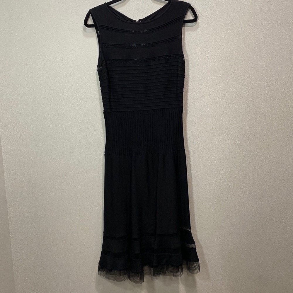 Tadashi Shoji black midi dress‎